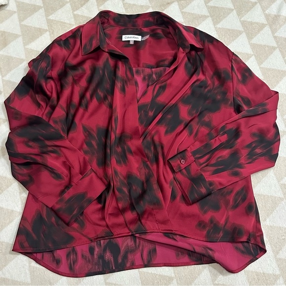 Calvin Klein red satin faux wrap blouse - Picture 1 of 3